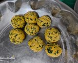 नॉर्थ इंडियन स्टाईल मेथी पराठा रेसिपी चरण 5 फोटो