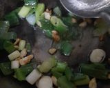 Foto langkah ke 4 dari resep Sayur Sop Bakso.
