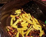 A picture of step 8 of Stir fry potatoes.