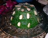 A picture of step 2 of Chash wala green halwa.