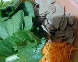 Foto langkah ke 1 dari resep Bihun Baso Kecap.