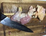 Foto del paso 1 de la receta: Pollo al coñac con papas fritas