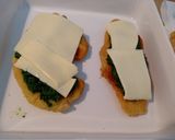 Foto del paso 3 de la receta: Filetes de pollo con espinacas a la crema