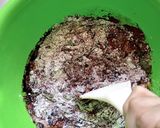 Gambar langkah 1 resipi Kek Coklat Cawan Mama!.