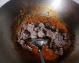 Foto langkah ke 3 dari resep Tumis pedas daging sapi.