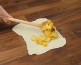 Forró almás pite (mekis) recept fázis 8 fotója