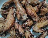 Foto langkah ke 2 dari resep Spicy Chicken Wings.