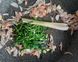 Foto langkah ke 1 dari resep 1119. Nasi Daun Jeruk.