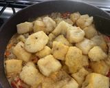 Foto langkah ke 4 dari resep Sambel goreng krecek bola daging.
