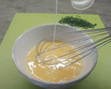 Foto del paso 1 de la receta: Tortilla francesa con cebollino