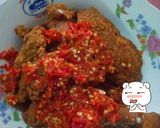 Foto langkah ke 5 dari resep Ayam Geprek Sambel Korek Istimewa.