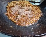 पांढरा पावटा भाजी,बटाटारस्सा आणी कांदा चाट (Pavta Bhaji Batata Rassa Kanda chat Recipe In Marathi) रेसिपी स्टेप 3 फोटो 