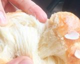 Hình bước làm 6 của món Bánh mì hoa cúc
