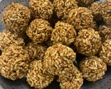 A picture of step 7 of Murmuray ke ladoo.