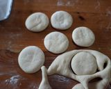 Foto del passaggio 4 della ricetta Bomboloni con crema pasticcera (in friggitrice ad aria)