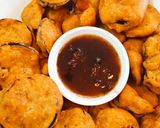 A picture of step 3 of Baingan Pakora.