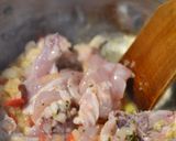 Foto del paso 1 de la receta: Salsa simil boloñesa con pollo