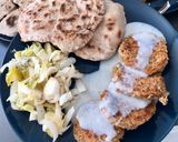 Une image de l'étape 4 de Galettes de lentilles (vegan et sans gluten) - petits pains plats - sauce végétale miel/citron.