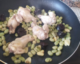 Foto del paso 2 de la receta: Arroz con pollo y habas