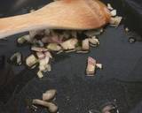 Casarecce con pancetta toscana, funghi e zafferano recipe step 1 photo