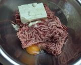 A picture of step 2 of Tofu Hamburg steak.
