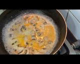 A picture of step 5 of Chicken Steaks with Mushroom Sauce.