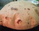 A picture of step 12 of Naram Naram Garam Garam Haseen Phulka.