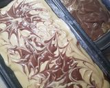 Foto langkah ke 6 dari resep 40. Classic Marble Buttercake.