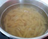 Foto del paso 1 de la receta Macarrones con jamón York, calabacines y quesitos