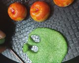 A picture of step 5 of Kaju apple sweet.