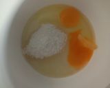 Foto langkah ke 1 dari resep Bolu Pandan Vanilla versi Kukus, Lembut Anti Seret.