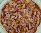 Foto langkah ke 5 dari resep 188. No Knead Pizza Eggless dengan Pinggiran Sosis.