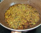 A picture of step 17 of Palak Methi Matar.