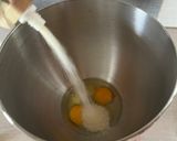 Une image de l'étape 2 de Muffins au cœur de beurre de cacahuète.