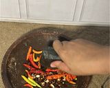 Foto langkah ke 2 dari resep Sambal Pencit Ikan Asin.