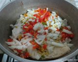 Foto del paso 1 de la receta: Arroz amarillo con pollo