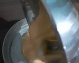 A picture of step 2 of Vanilla Cooker cake.