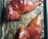 Foto del paso 3 de la receta: Pierna de lechoncito al coñac con guarnición crujiente