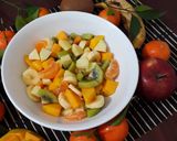 صورة لخطوة 3 من وصفة سلطة فواكه شتوية fruit salad