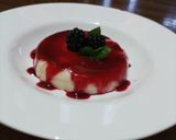 Foto del paso 8 de la receta: Panna cotta de coco con coulis de zarzamora 🍽️