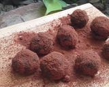 Foto langkah ke 5 dari resep 29.Chocolate Truffle 2 bahan.