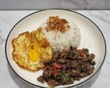 Foto langkah ke 6 dari resep Pad Kra Pao.
