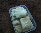 Foto langkah ke 3 dari resep Martabak sosis mini #antiribet.