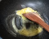 Foto langkah ke 3 dari resep Sup Krim Jamur.