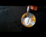 A picture of step 2 of Summer special lime juice.