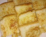 รูปขั้นตอนการทำที่ 5 ของ ขนมปังปิ้งเนยสด (Toasted Buttered Bread)