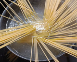Foto del paso 1 de la receta: Spaghetti a la carbonara