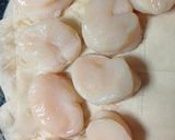Hình bước làm 1 của món Cồi mai (cơ trai) sốt bơ tỏi
