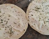 Foto del paso 2 de la receta: Canapés con aguacate y lluvia de nachos