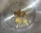 A picture of step 1 of Lasooni palak.